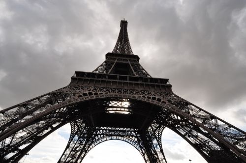 paris eiffel tower architecture