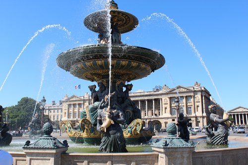 paris  place  fountain