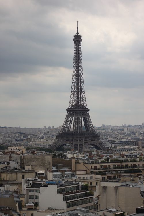 paris torre landscape