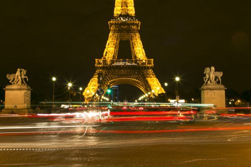paris effie hilton iron tower night view