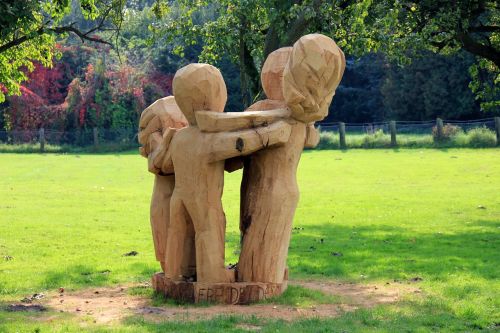 park wood sculpture