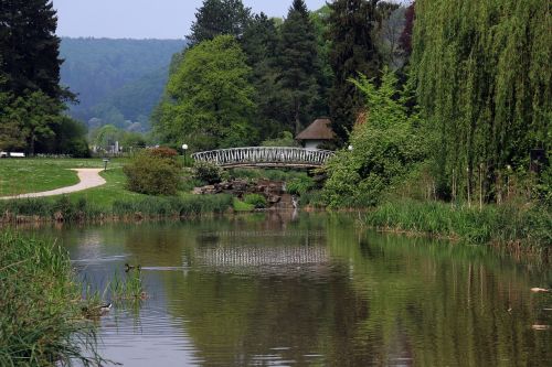 park lake pond