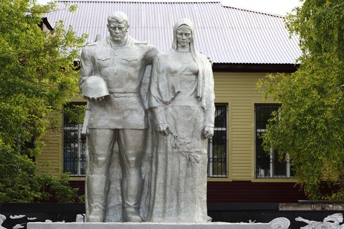 park  statue  sculpture