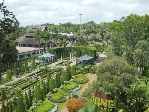 park garden botanical