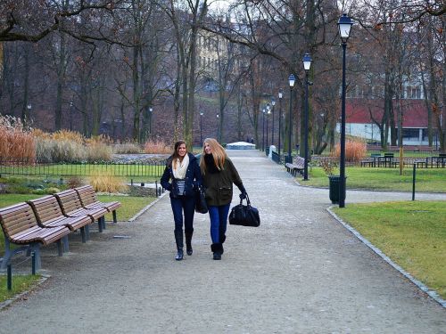 park walk happy