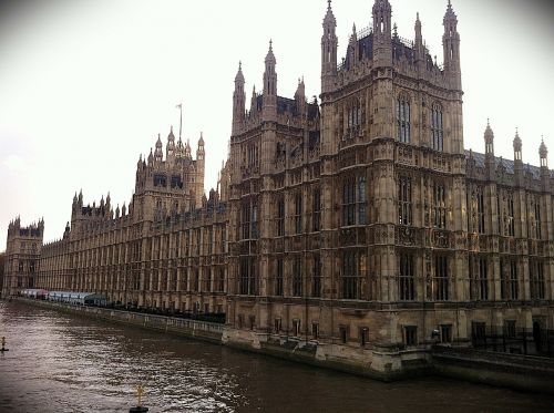 parliament london thames