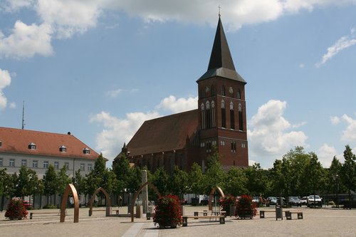 pasewalk  marketplace  water feature