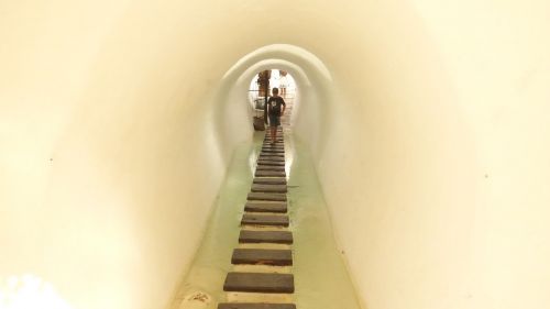 passage hall tunnel