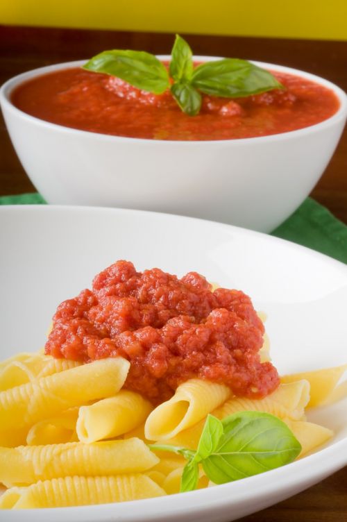 pasta tomato basil