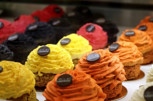 pastries  cake  muffins