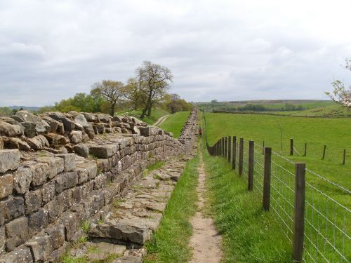 path wall pathway