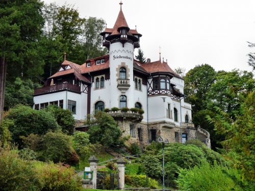 peace castle in rathen building architecture