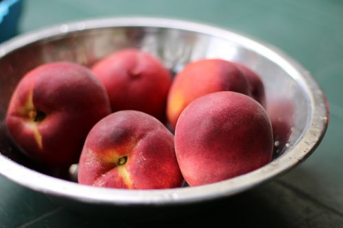 peach fruit organic