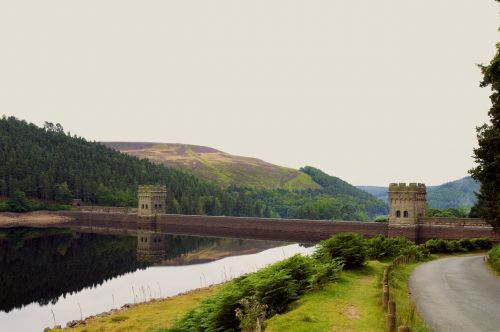 peak district reservoir howden reservoir