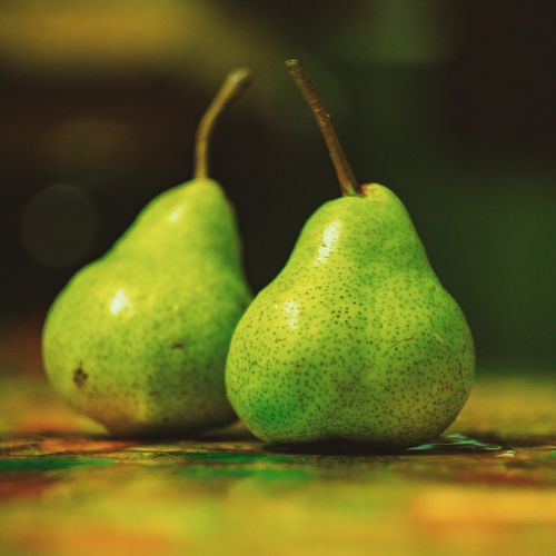 pear fruit fresh