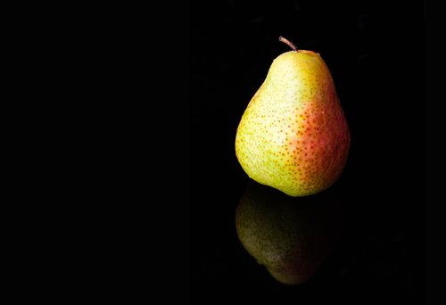 pear  fruit  healthy
