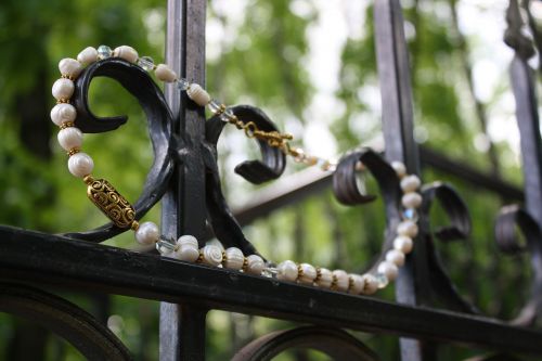 pearl chaplet ornament