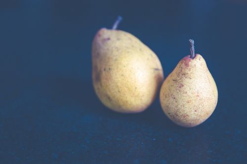 pears fruit juicy