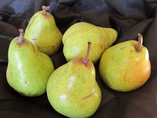 pears green organic fruit