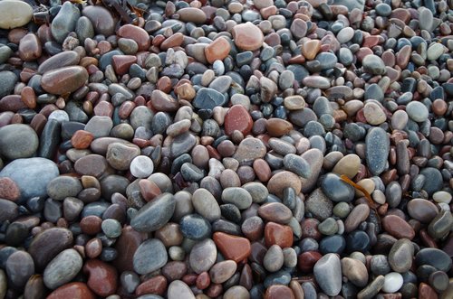 pebble  beach  stones