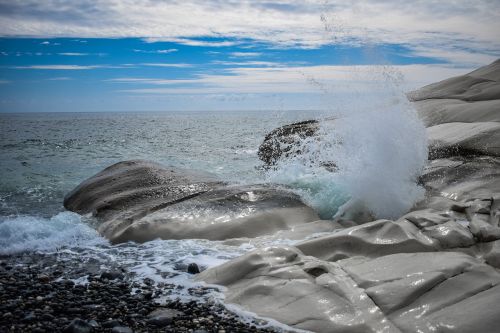 pebble beach nature sea