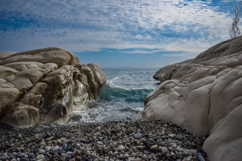 pebble beach rock white