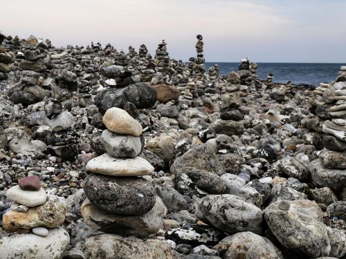 pebble beach sea stones