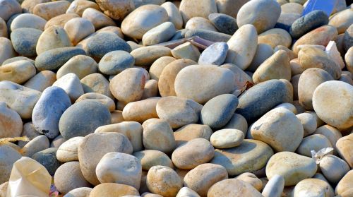 pebbles stones black