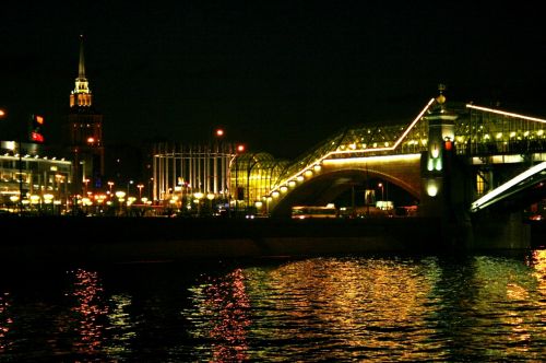 Pedestrian Bridge, Moscow River