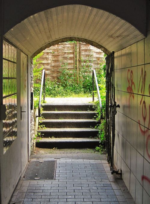 pedestrian tunnel stairs park