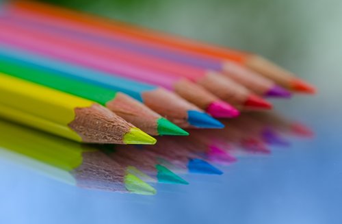 pencil  rainbow  crayon