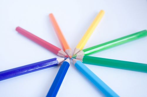 pencils spectrum colors