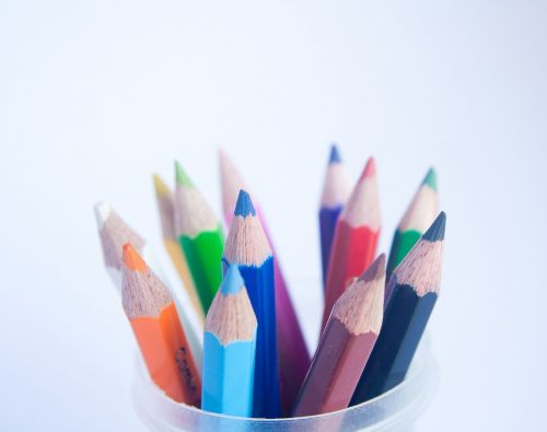 pencils spectrum colors