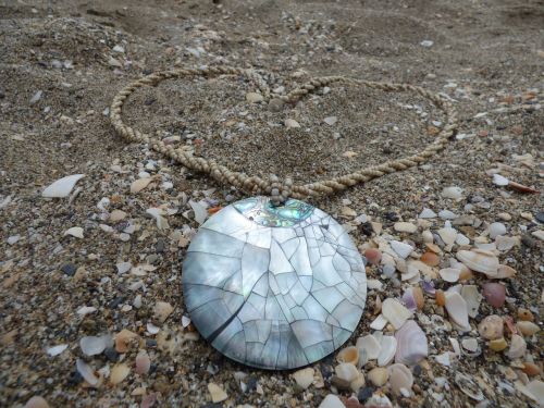 pendants of mother-of-pearl beach jewellery