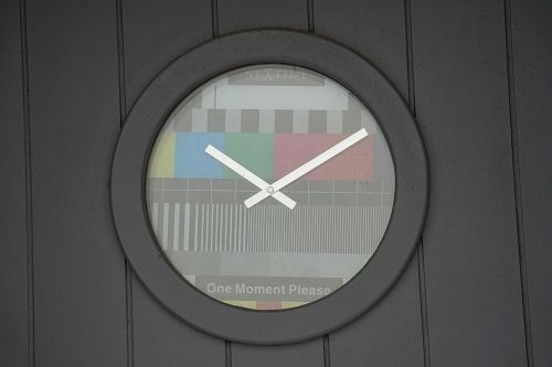 Door Clock