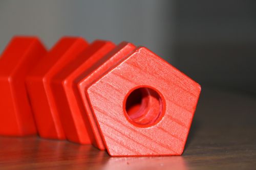 pentagon puzzle red