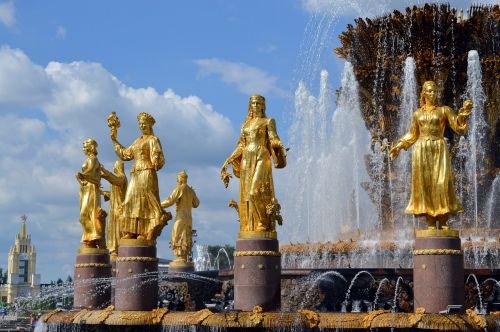 peoples' friendship fountain enea the ussr