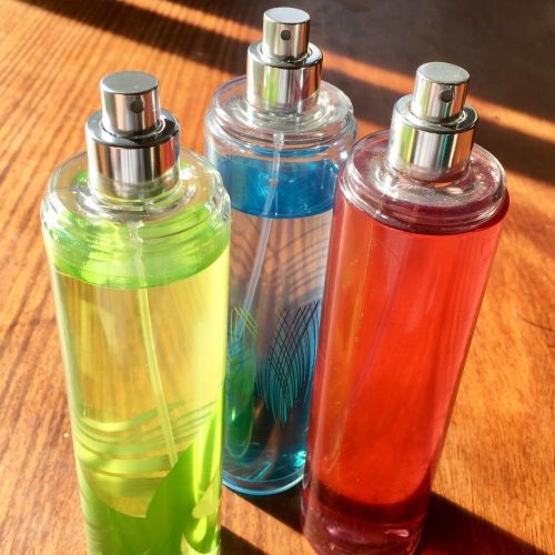 perfume bottle spray
