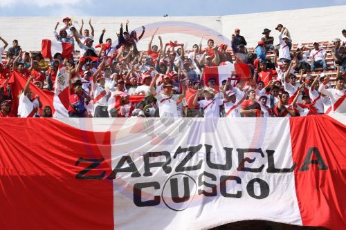 peru bolivia peruvian fans