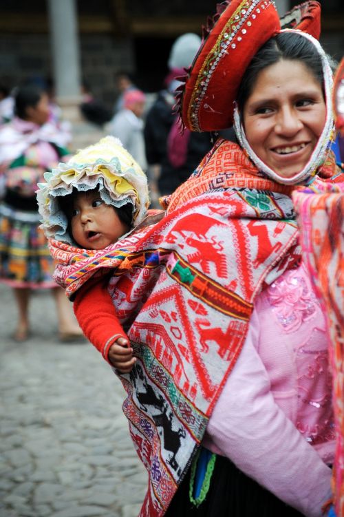 peru market woman