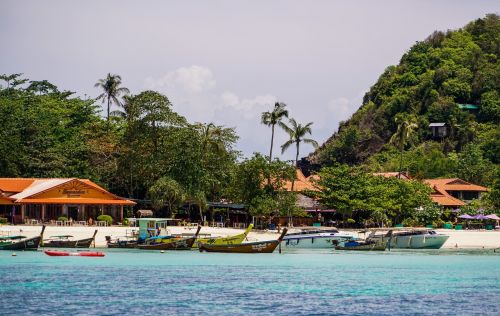 phi phi island tour phuket thailand