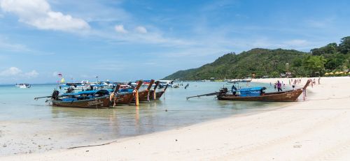 phi phi island tour phuket thailand