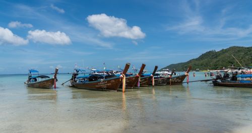 phi phi island tour phuket thailand