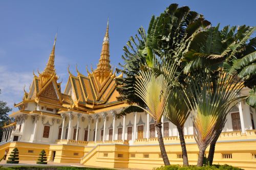 phnom penh temple cambodia