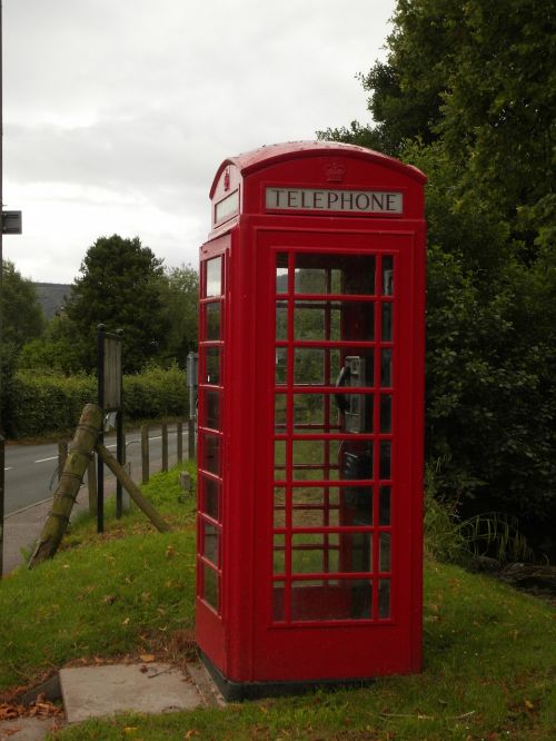 phone booth england red telephone box