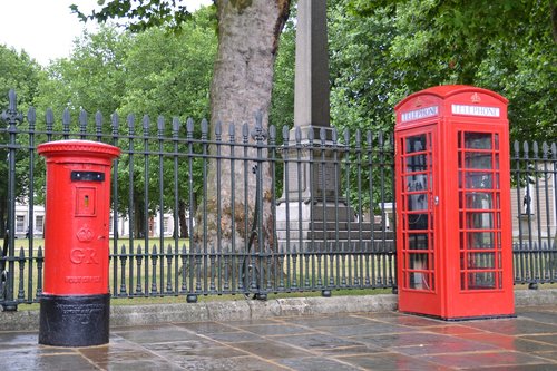 phone booth  mailbox  london