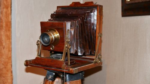 photo camera historical antique