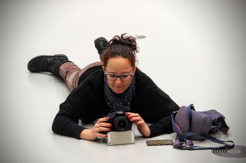 photographer photograph position