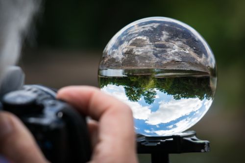 photographer glass ball photograph