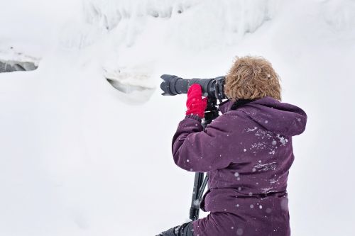 photographer winter snow